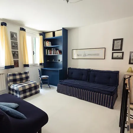 BlueYellow home in Cannaregio Air conditioning WiFi-3
